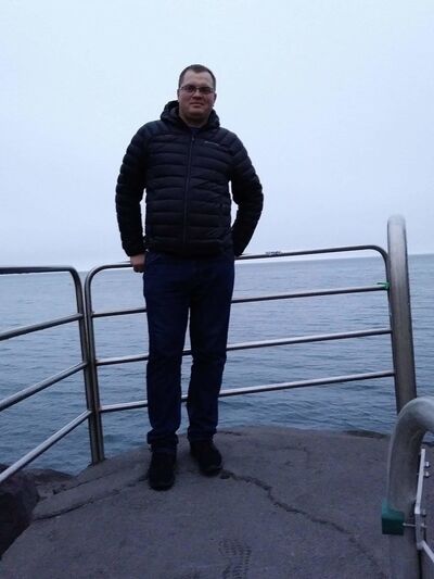  ,   Valdas, 38 ,   ,   , c 