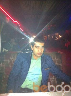  3880326  Vrej, 35 ,    