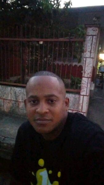  New York City,   Yoandris, 30 ,   ,   