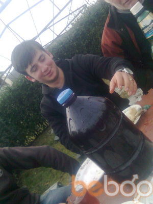 ,   Giorgi, 32 ,   