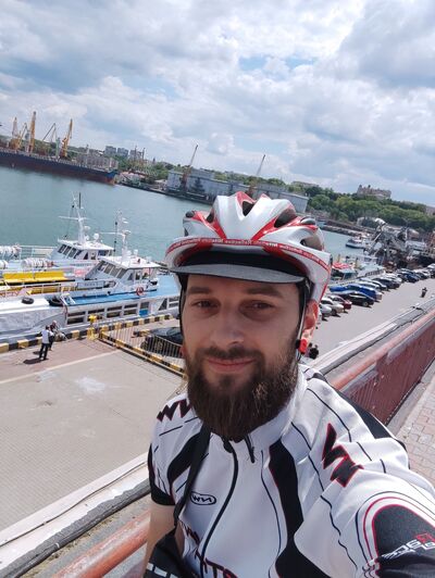  ,   Valerii, 34 ,   ,   , c 