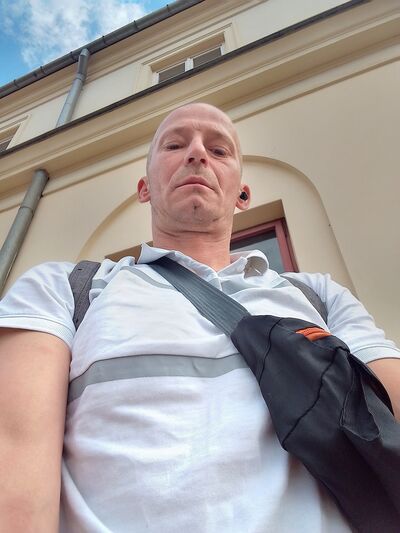 ,   Aleksander, 41 ,   ,   , c 