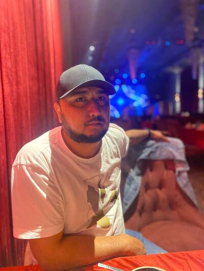 ,   Miron, 37 ,   ,   