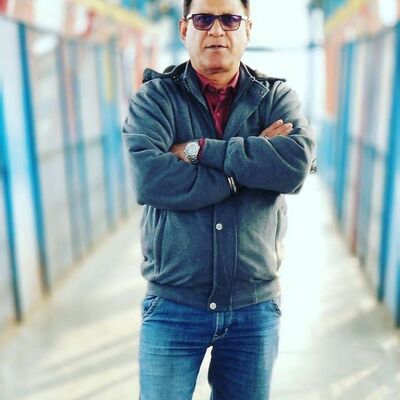  ,   Hary Eston, 62 ,   ,   