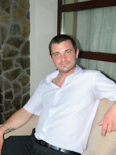  ,   Oleg L V, 38 ,   ,   