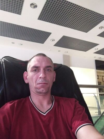  ,   Aleksandr, 44 ,   ,   