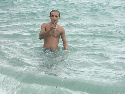  ,   Aleqsandre, 35 ,   ,   , c 