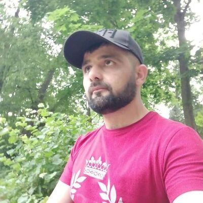  ,   Ali, 37 ,   ,   , 