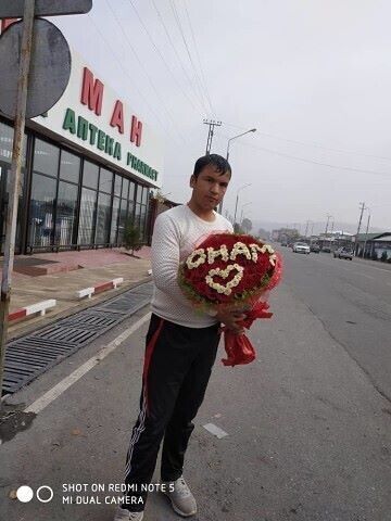  ,   Oybek, 35 ,   ,   , c 