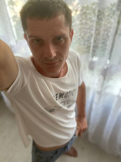  ,   Leo, 36 ,   ,   