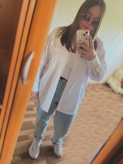  ,   Alena, 27 ,  