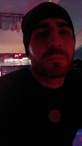 ,   ARMEN, 37 ,   ,   , c 