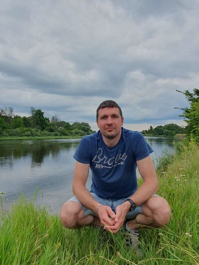  ,   Andrej, 37 ,   ,   , c 