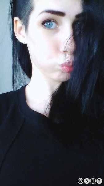  ,   Luiza, 25 ,   ,   , c 
