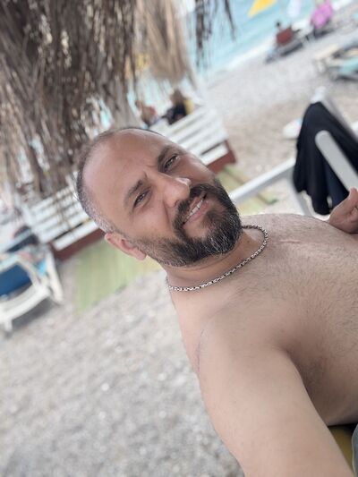  ,   Gokhan, 40 ,   ,   