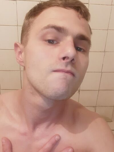  ,   Maxim, 29 ,  