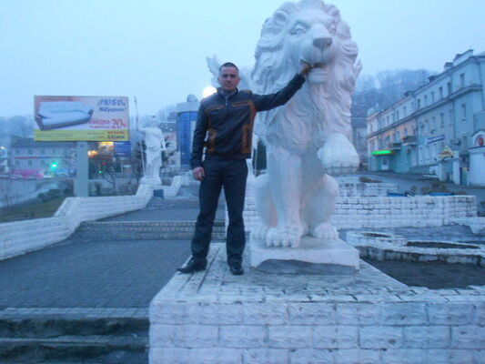  ,   Tolik, 40 ,   