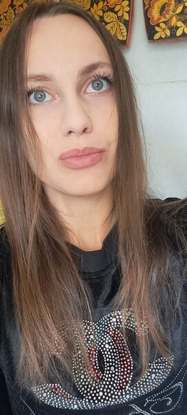  ,   Eva, 30 ,   c 