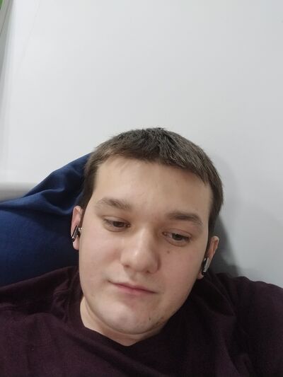  ,   Radik, 25 ,   ,   