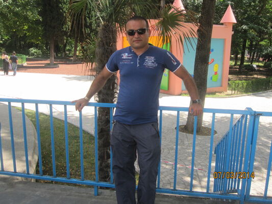  ,   ARTUR, 44 ,   