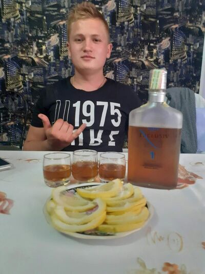  ,   Sergiu, 23 ,   ,   , c 
