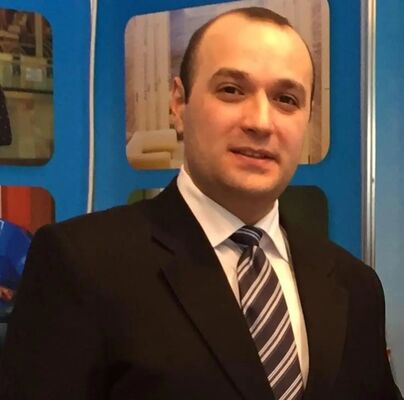  ,   Samir, 42 ,   ,   