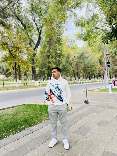  ,   Haroon, 25 ,   ,   