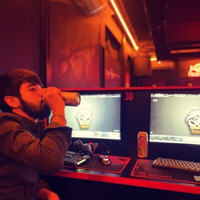  ,   Farrux, 29 ,  