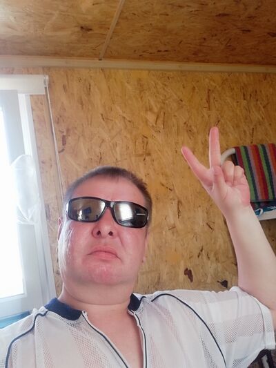  ,   Sergey, 44 ,   ,   