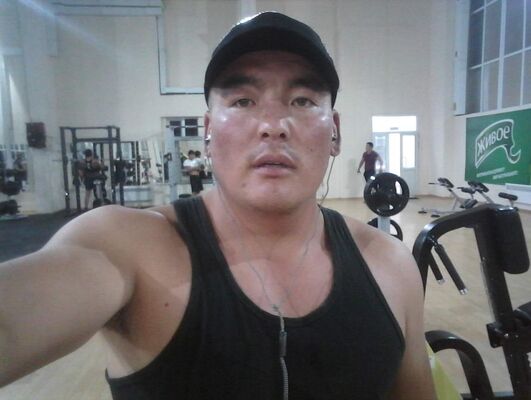  ,   Kenzebek, 38 ,   ,   