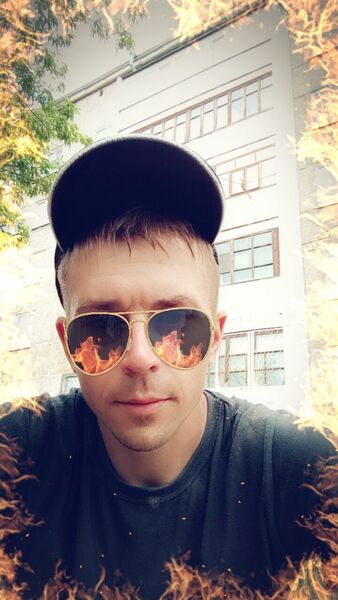 ,   Evgenij, 32 ,   ,   , c , 