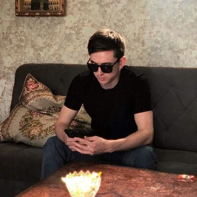  ,   Azizxon, 25 ,   ,   