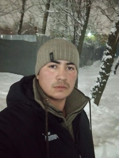  ,   Muxridin, 28 ,   ,   