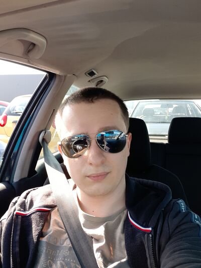  ,   Valentin, 30 ,   ,   
