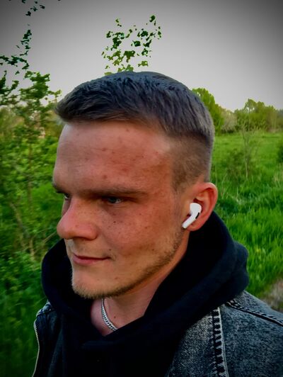  ,   Nikita, 25 ,   ,   