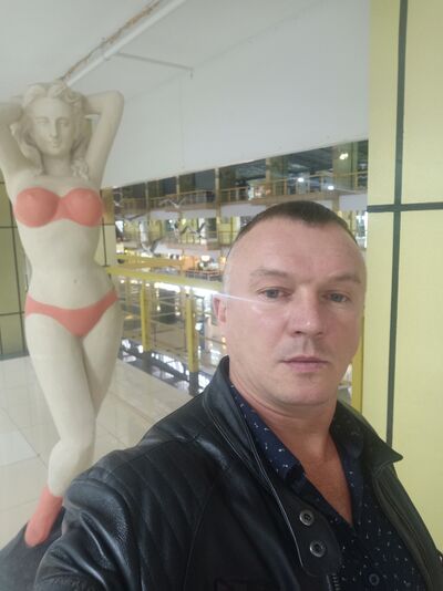  ,   Valentin, 44 ,   ,   , c 