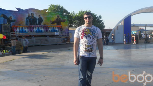  ,   Eldar, 36 ,   