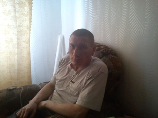  ,   Dron, 44 ,   