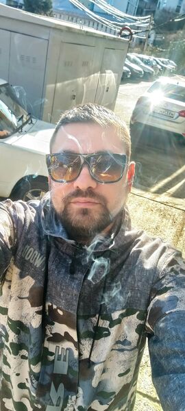  ,   Melik, 38 ,     , c 