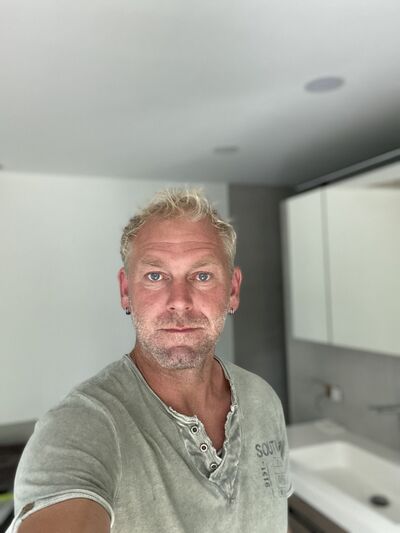  ,   Kai, 44 ,   ,   