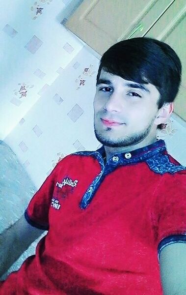  -,   Hasan, 32 ,   ,   , c 