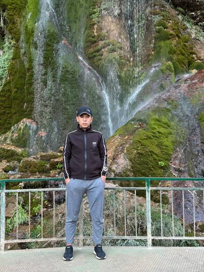  ,   Farrux, 31 ,   ,   , c , 