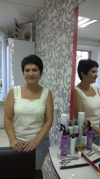 ,   Larisa, 55 ,   c 