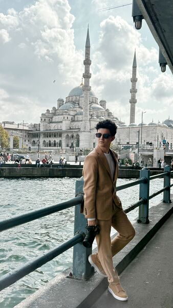  Roubaix,   Bagir, 25 ,   ,   