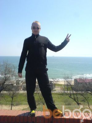  ,   Alex, 37 ,   