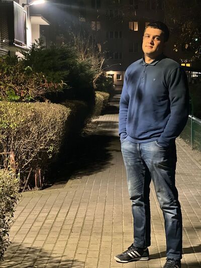  Blonie,   David, 27 ,   ,   