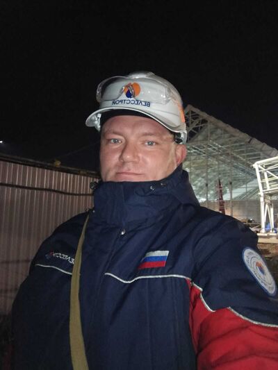  ,   Alexei, 41 ,   ,   , c 