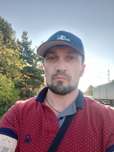  ,   Bob, 42 ,   ,   , c 