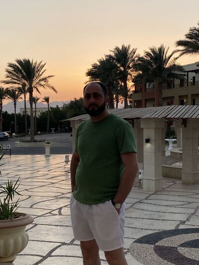  ,   Azat, 31 ,   ,   