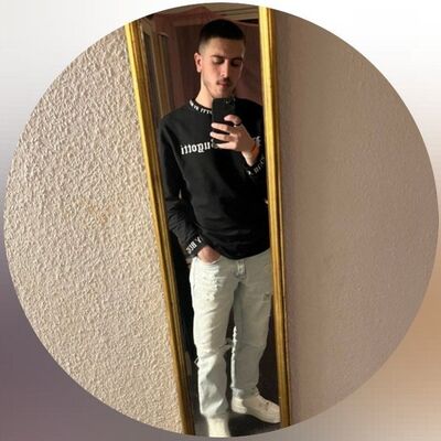  Altenholz,   Marselo, 21 ,   ,   